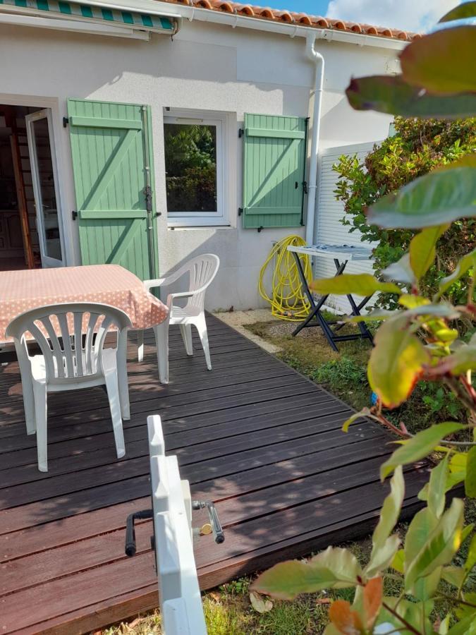 Maisonnette A Deux Pas De La Plage Dans Residence Calme ラ・トランシュ・シュル・メール エクステリア 写真